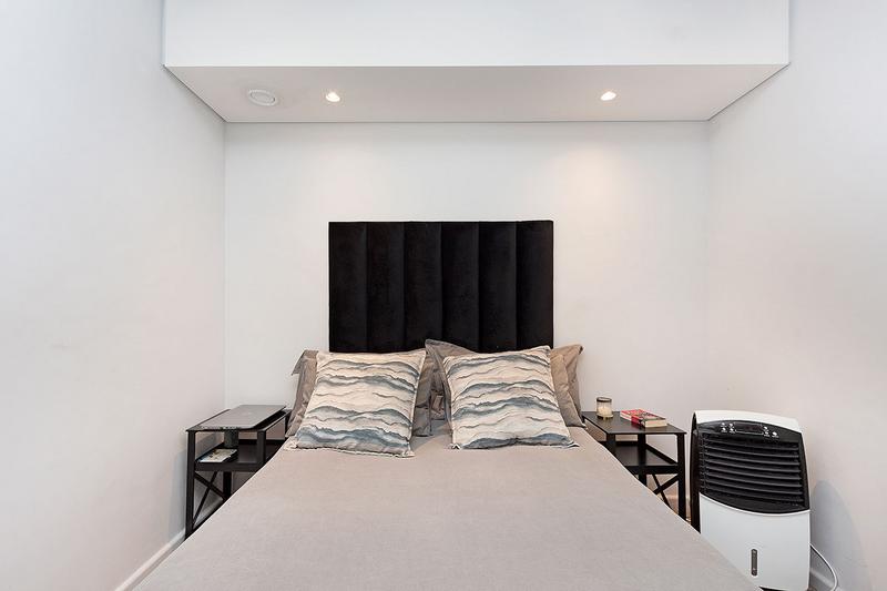 To Let 1 Bedroom Property for Rent in Woodstock Western Cape